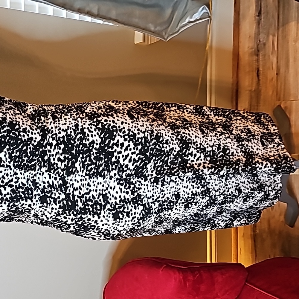 Dress - Picture 8 of 12